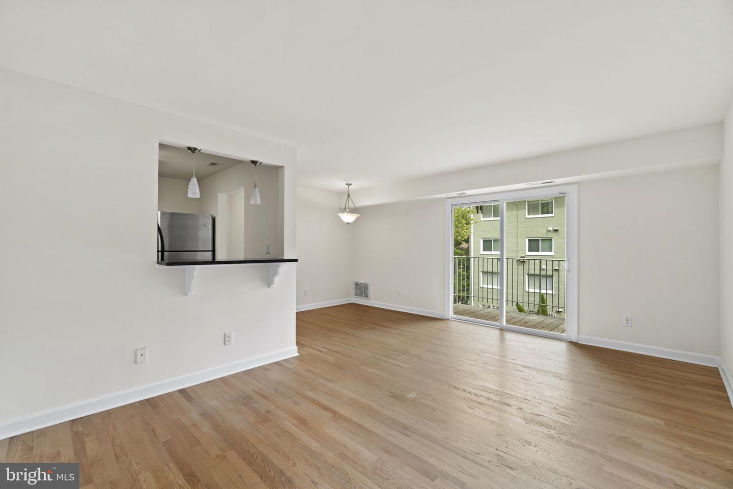 4469 B 204, WASHINGTON, Unit/Flat/Apartment,  for sale, Bill Jackson, Parlay Group